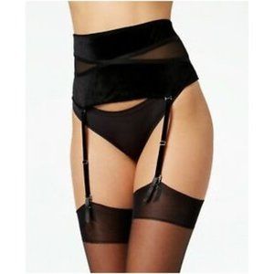 🛍2/$25🛍  Maidenform Super Sexy Lace Garter Belt